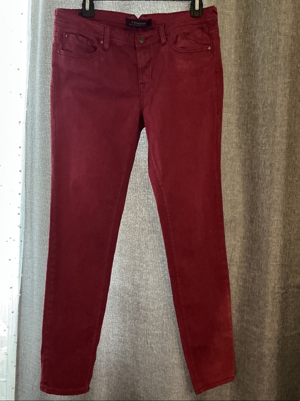 Vigoss Women's Burgundy Skinny Jeans